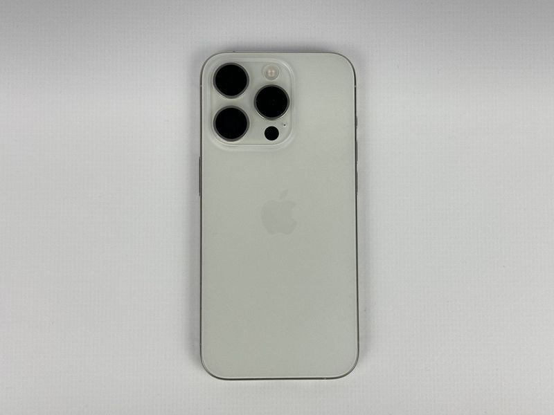 Apple iPhone 15 Pro 128 GB White Titanium Neverlock 2913390263 фото Apple iPhone 15 Pro 128 GB White Titanium Neverlock 2913390263 фото